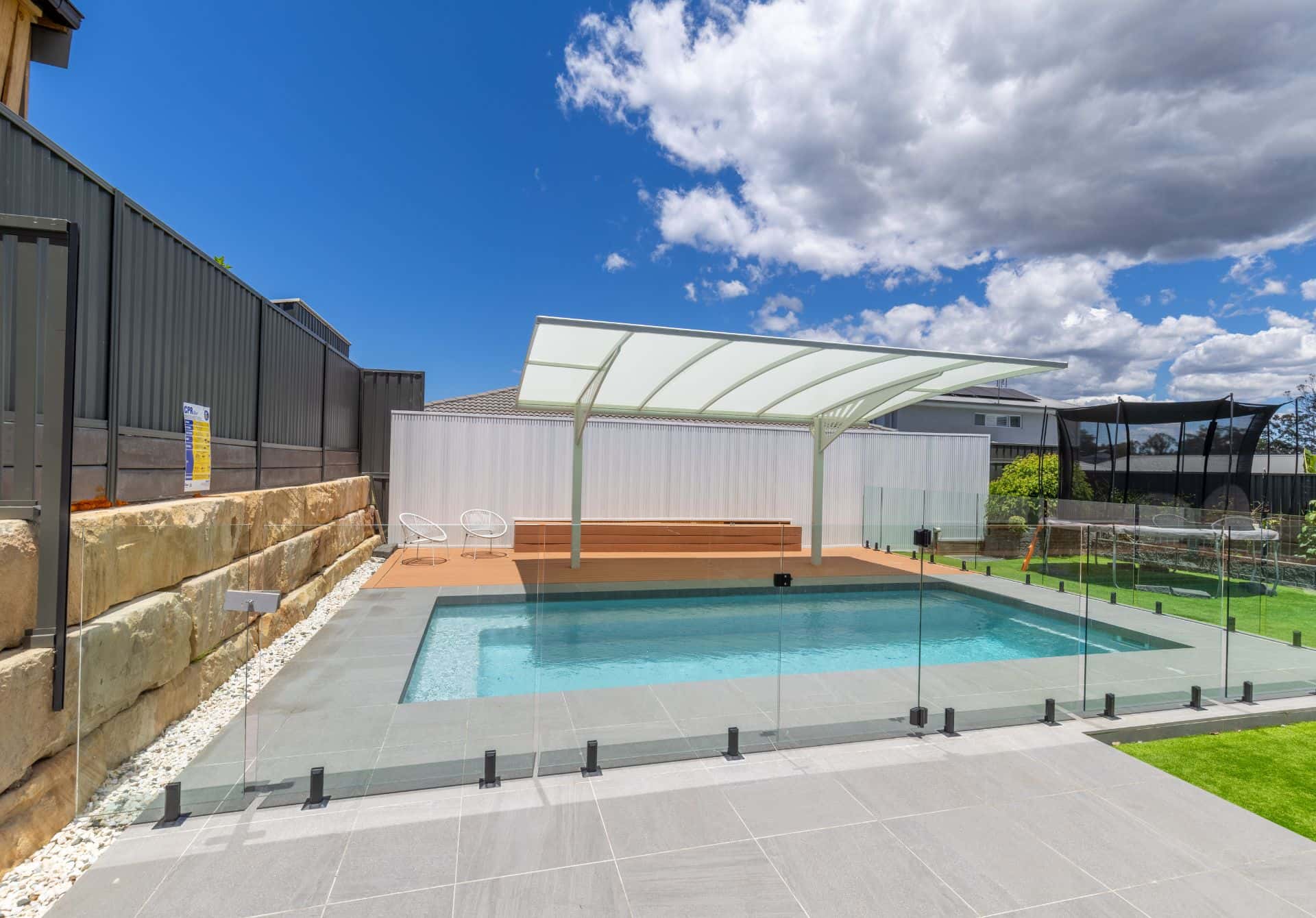 Entertainer Series fibreglass pool